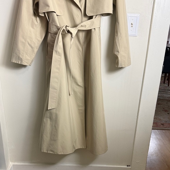 Women’s Lululemon Trench Coat - size 6 - Picture 3 of 6